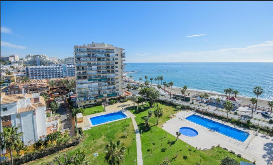 Apartamento En Benalmadena, Primera Linea De Playa Exterior foto